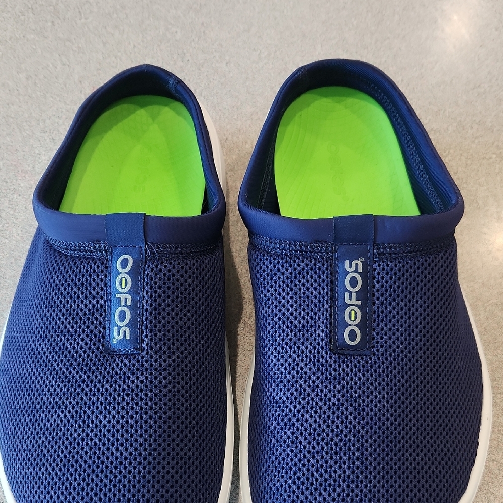 OOFOS OOcoozie Sport Mule
